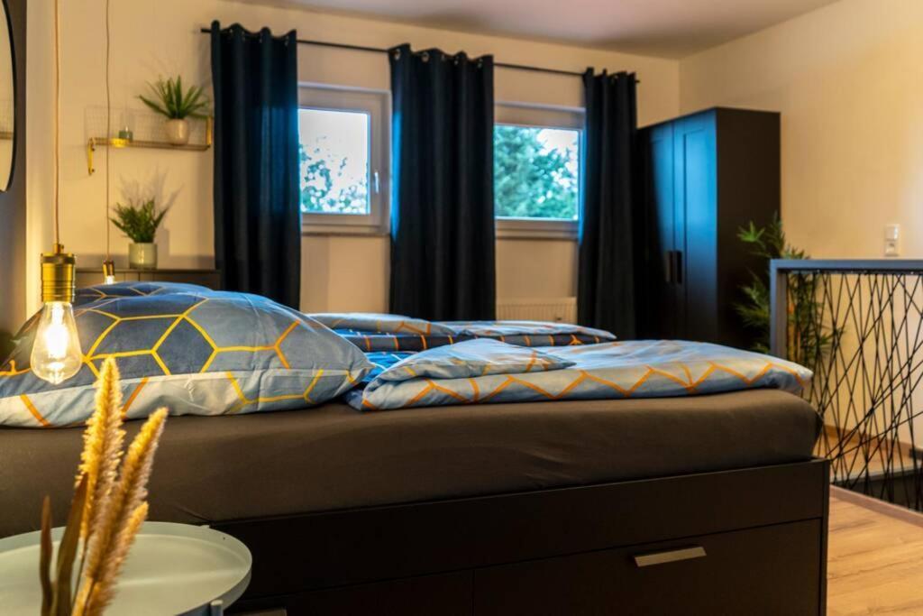 Modern Western - Apartment Blue เอกิง ภายนอก รูปภาพ